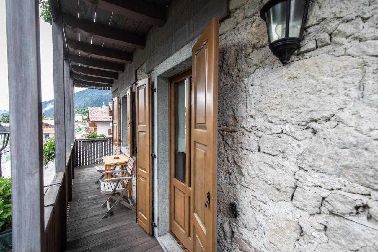 Marangon Apartments Sutrio Exterior photo